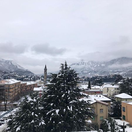 Bright Penthouse Close To Center With Terrace And Lake View Lecco Esterno foto